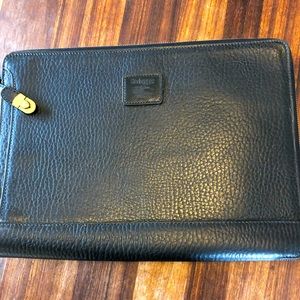 Burberry Portfolio/Document/Laptop Zip Around Case. Stunning & Classic Style!